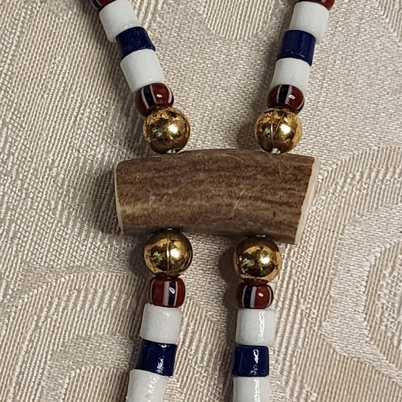 Vintage 1980s Tribal Bolo Necklace Shell Tips Antler Slide Beaded Southwestern - Picture 7 of 11